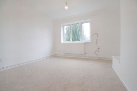 Benington Close, Luton, LU2 7YJ - Photo 4