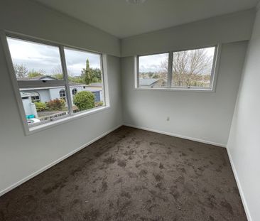 Four Bedroom Family Home in Dinsdale - Photo 3