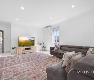 Stylish Renovated Home in a Quiet, Convenient Setting - Photo 2