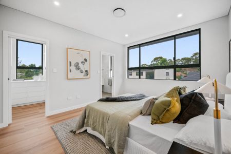 Brand-New Luxury Duplex with Spacious Family Appeal - Photo 3