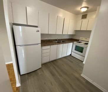 195 Exbury Road - Photo 2