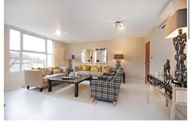 3 bedroom apartment to rent - Photo 1