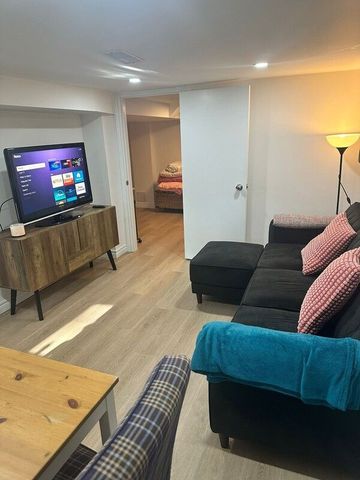 For Lease - 124 malvern Avenue Unit# 1, Toronto, Ontario - Photo 3