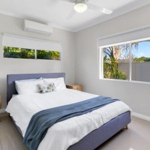 Trinity Park - Photo 2