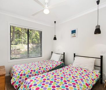Fully Furnished Coastal Retreat in Pearl Beach - Photo 4