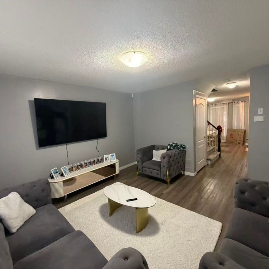 For Lease - 786 Irving Terrace, Milton, Ontario - Photo 1