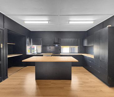 6 Agnes Street, South Gladstone, Qld 4680 - Photo 1