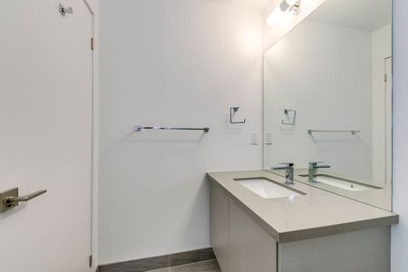 For Lease - 297 Oak Walk Drive Unit# 1910, Oakville, Ontario - Photo 5