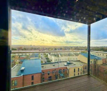 3 bedroom flat to rent - Photo 4