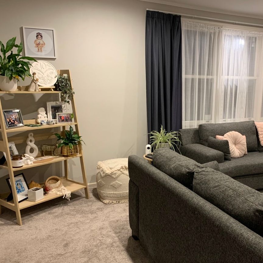 Tidy in Waitaua - Photo 1