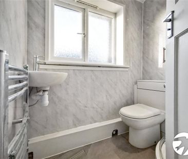 2 bedroom semi-detached house to rent - Photo 1