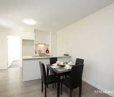 8/42 Sherbrook Avenue, RINGWOOD - Photo 2