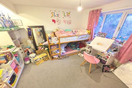 4 Bedroom Detached Available Arranging tenancy - Photo 4