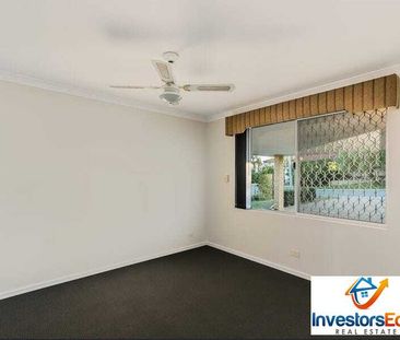 Spacious Home! - Photo 4