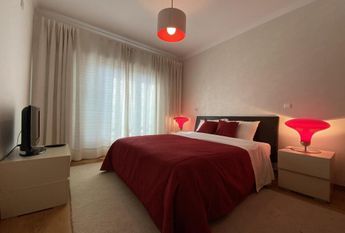 4 Bedroom Apartment with parking, Telheiras, Lisboa