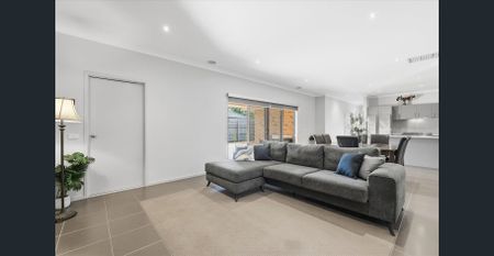 An Exceptional Family Home, Designed for Space and Comfort ... - Photo 2