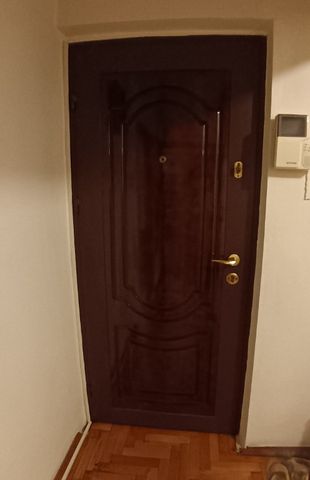 Apartament cu 3 Camere Decomandat in George Enescu - Photo 5