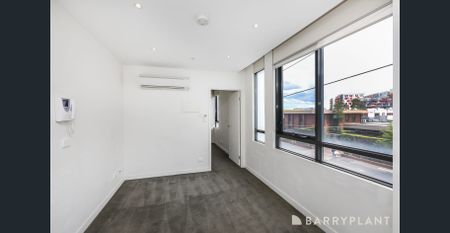 Contemporary Comfort Meets Inner-City Convenience. - Photo 5