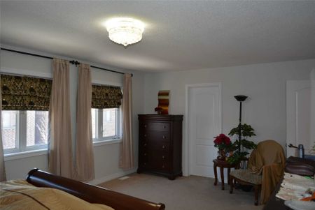 For Lease - 4640 Erwin Road, Burlington, Ontario - Photo 2