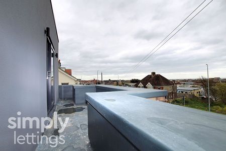 2 Bed property for rent - Photo 5