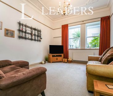 3 bedroom house to rent Montpellier House, Suffolk Square, Cheltenh... - Photo 1