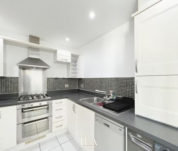 2 bedroom flat to rent - Photo 6