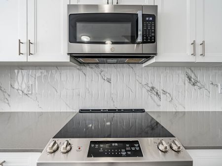 For Lease - 136 Brockley Drive, Toronto, Ontario - Photo 3