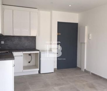 Bel appartement de type 2 neuf à louer à l'année - Photo 6