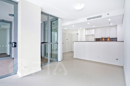 Modern one bedroom apartment for lease!! - Photo 5