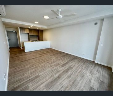 Modern 2-Bedroom Apartment with Resort-Style Facilities - Photo 1