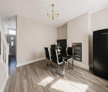 3 bedroom terraced house to rent - Photo 2