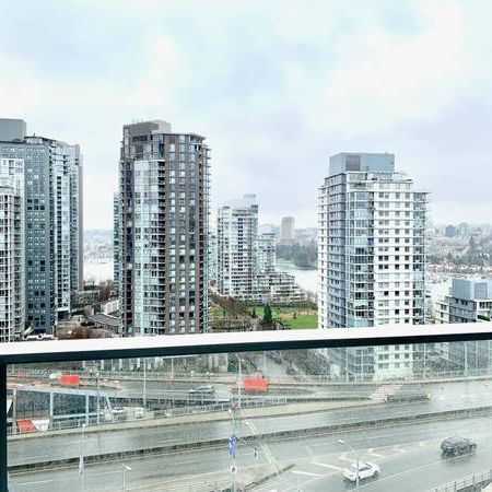 Iconic Vancouver House Fully funished - Photo 1