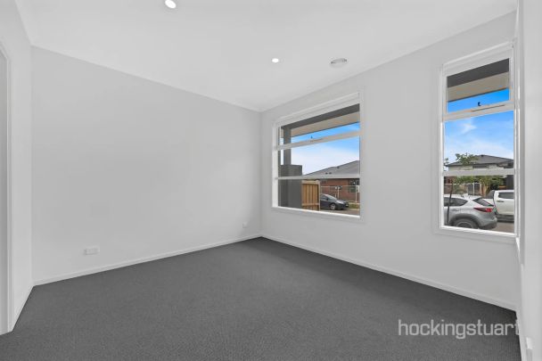 BRAND NEW LUXURIOUS FAMILY HOME - Photo 1