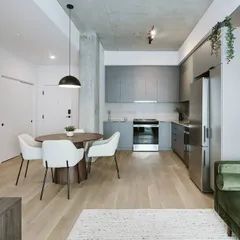 1 room apartment of 56m² in Montreal - Photo 2