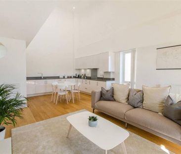 1 bedroom in a flat share to rent - Photo 3