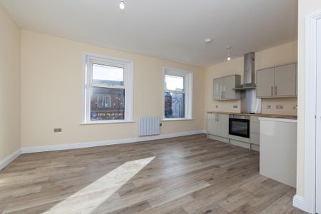 1 bedroom apartment to rent - Photo 2