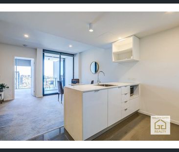 Lux living and amazing city view - Photo 6