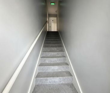 7 bedroom flat to rent - Photo 3