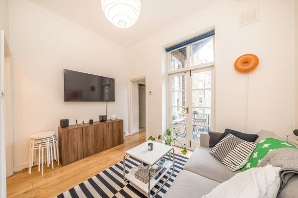 Eardley Crescent, SW5, London - Photo 1