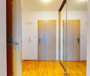 1izb. VEĽKÝ BYT S BALKÓNOM - ul. Nová Rožňavská- Kryté parkovanie- ... - Photo 4