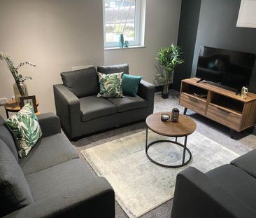 1 bedroom in a house share to rent - Photo 1