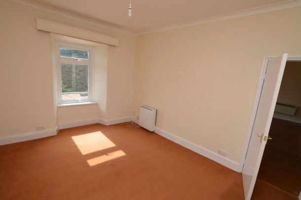 2 Chapel Terrace, Hayle, Cornwall, TR27 - Photo 1