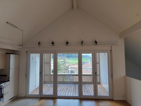 1 MONAT MIETZINSFREIE ZEIT - 2.5-ZIMMER DACHWOHNUNG MIT BALKON - Foto 2