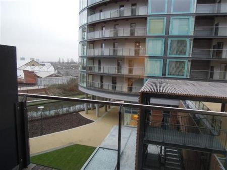 1 bedroom flat to rent - Photo 5