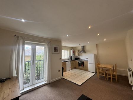1 Bedroom Flat To Let - Photo 5