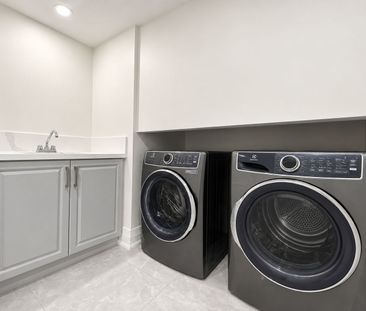 For Lease - 199 Waterloo Avenue, Toronto, Ontario - Photo 6