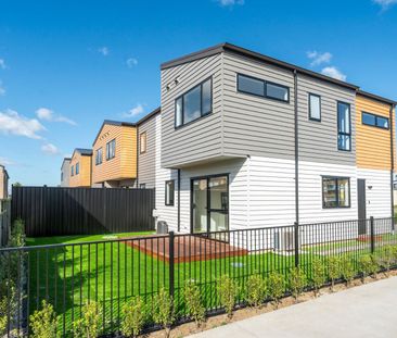 Stylish 3-Bedroom Home with Study - Photo 2