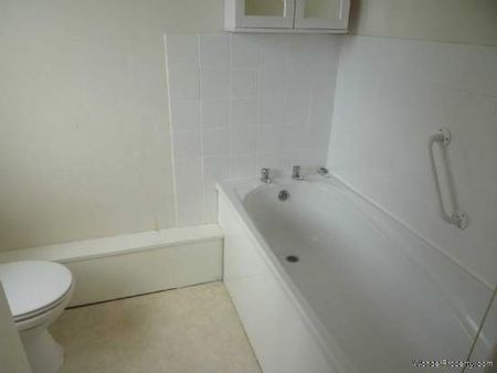 1 bedroom property to rent in Chichester - Photo 2