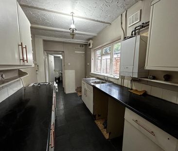 2 bedroom terraced house to rent - Photo 2