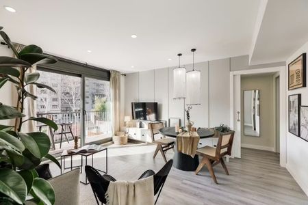 Carrer de Morales, Barcelona, Catalonia 08029 - Photo 2